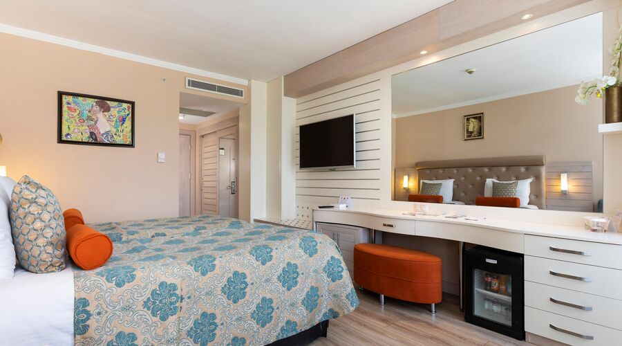 Orange County Kemer - Adult Only